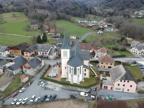 Monte Escalier 74 Monte escalier La Muraz