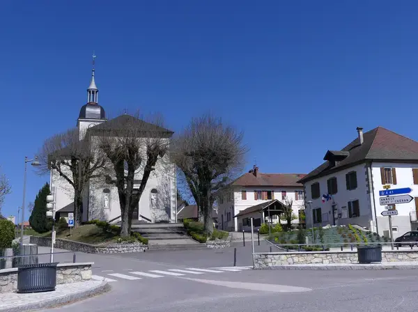 Monte Escalier 74 Monte escalier Marigny-Saint-Marcel